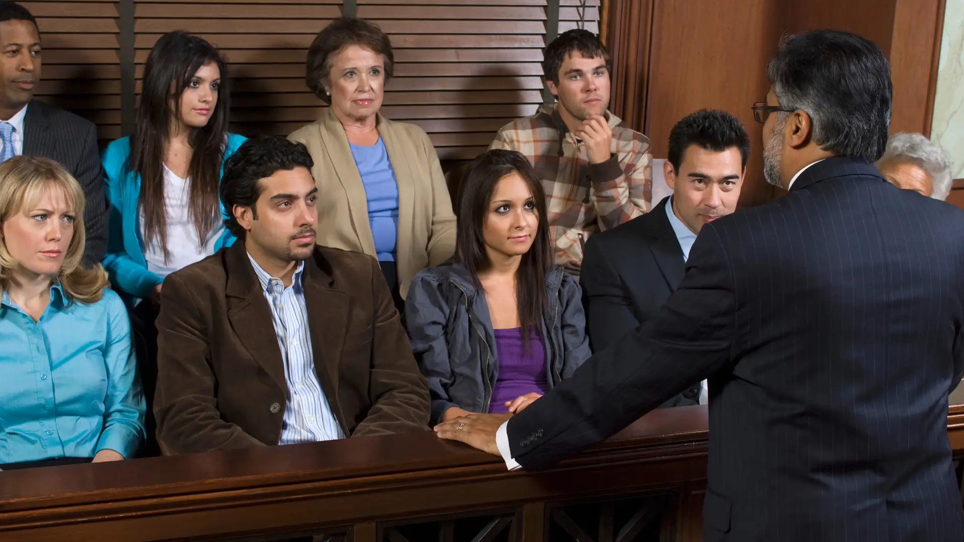 The Pros and Cons of a Jury Trial Explained<span class=