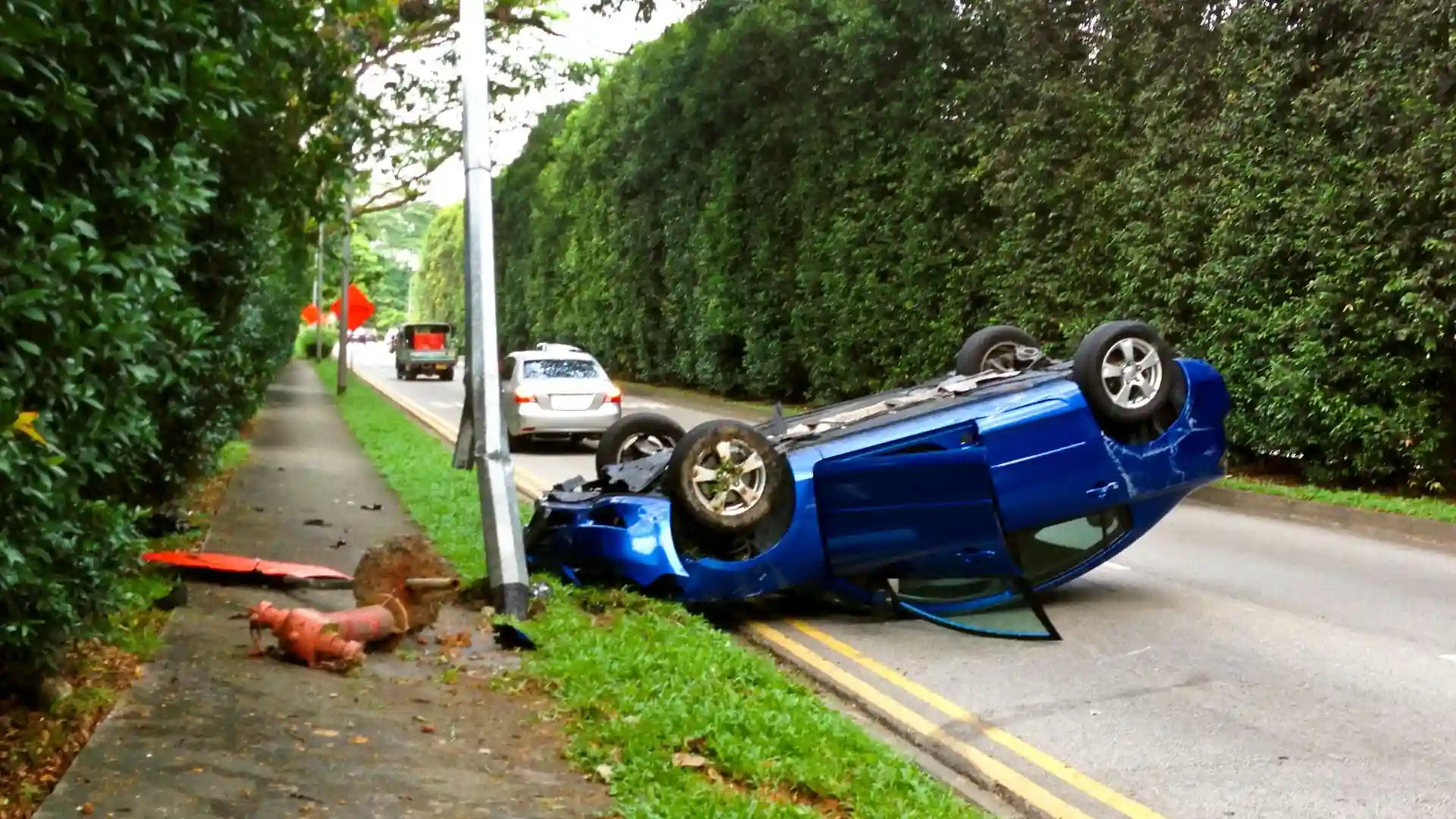Common Causes of Car Rollover Accidents Explained<span class=
